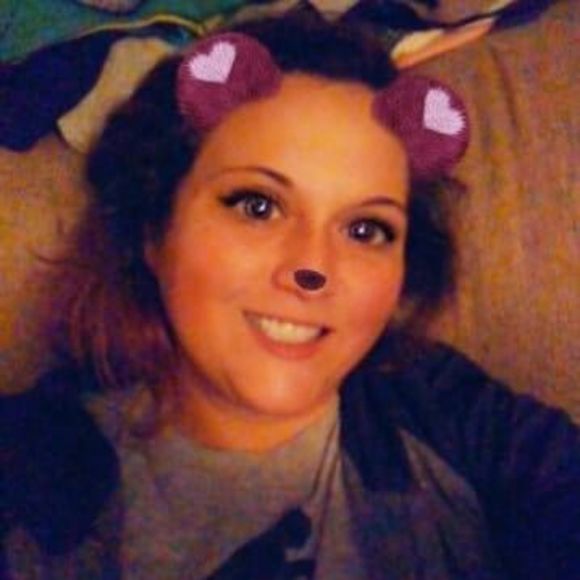 Meet your Posher, Lindsay - Picture 1 of 1